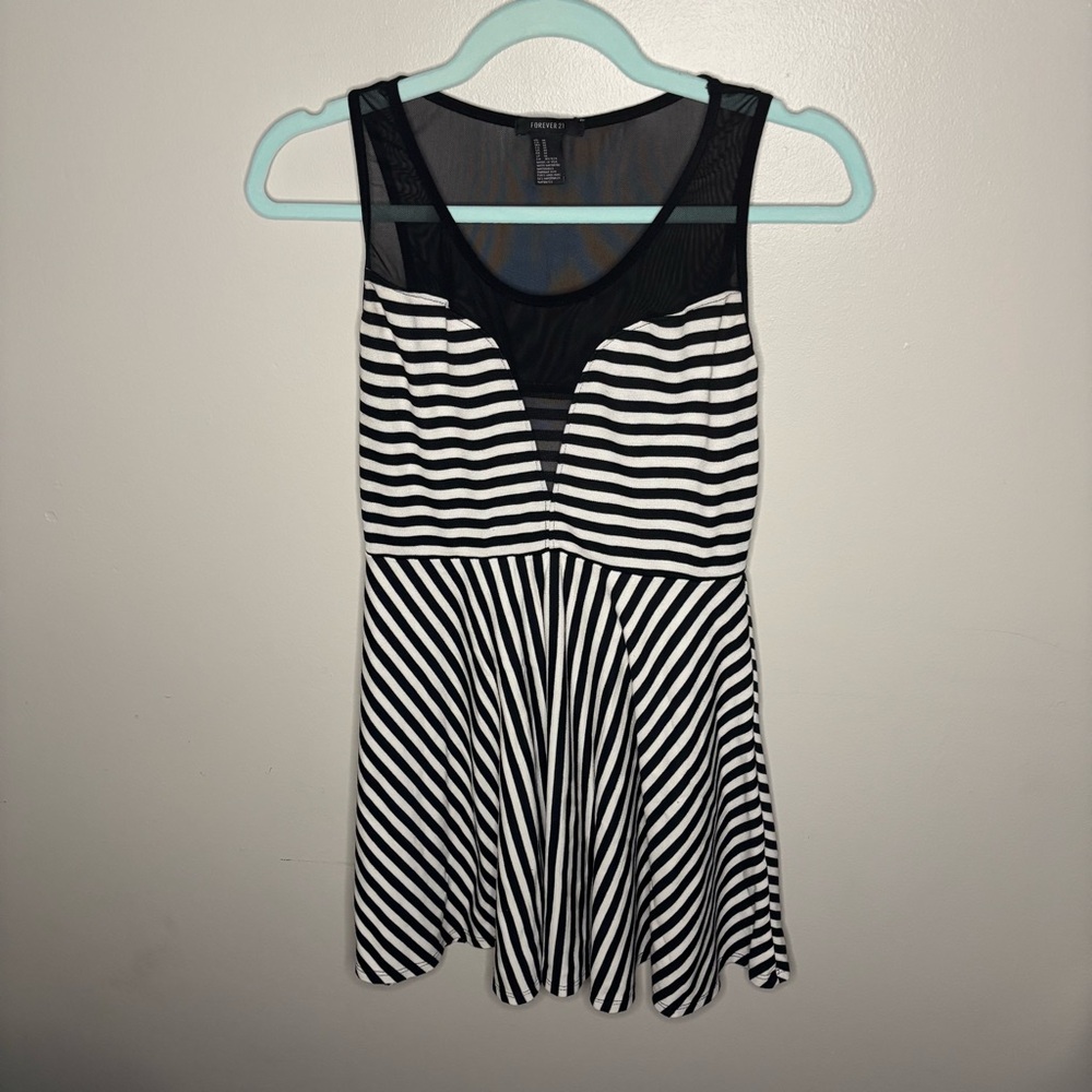 Forever 21 Black and White Striped Dress size M
